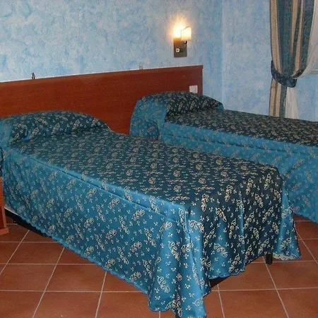 Lam 3* Róma